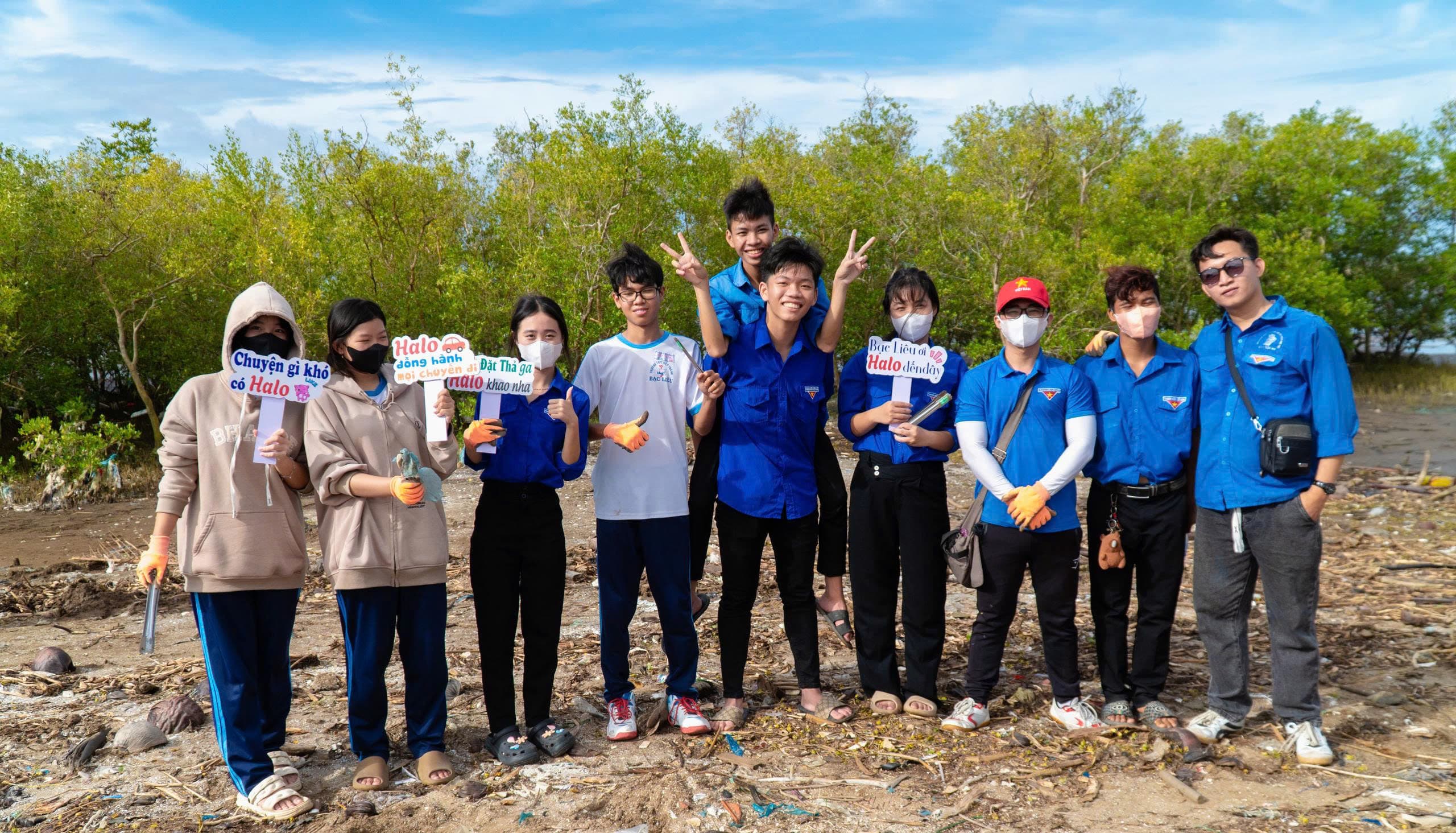 Tình trạng rác thải tại biển Bạc Liêu